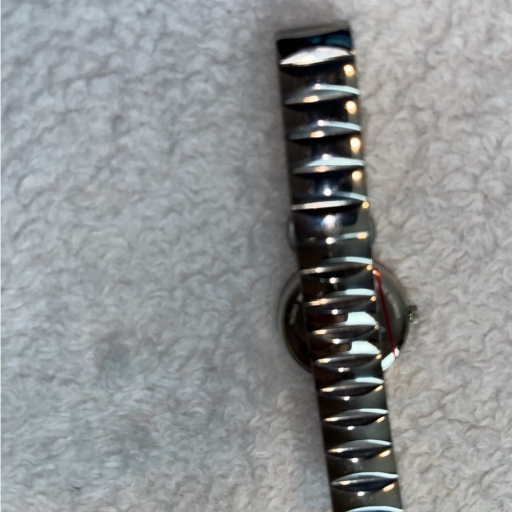 Movado Women’s Mother of Pearl Watch - Picture 7 of 10